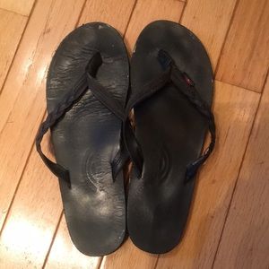 Black braided rainbow sandals